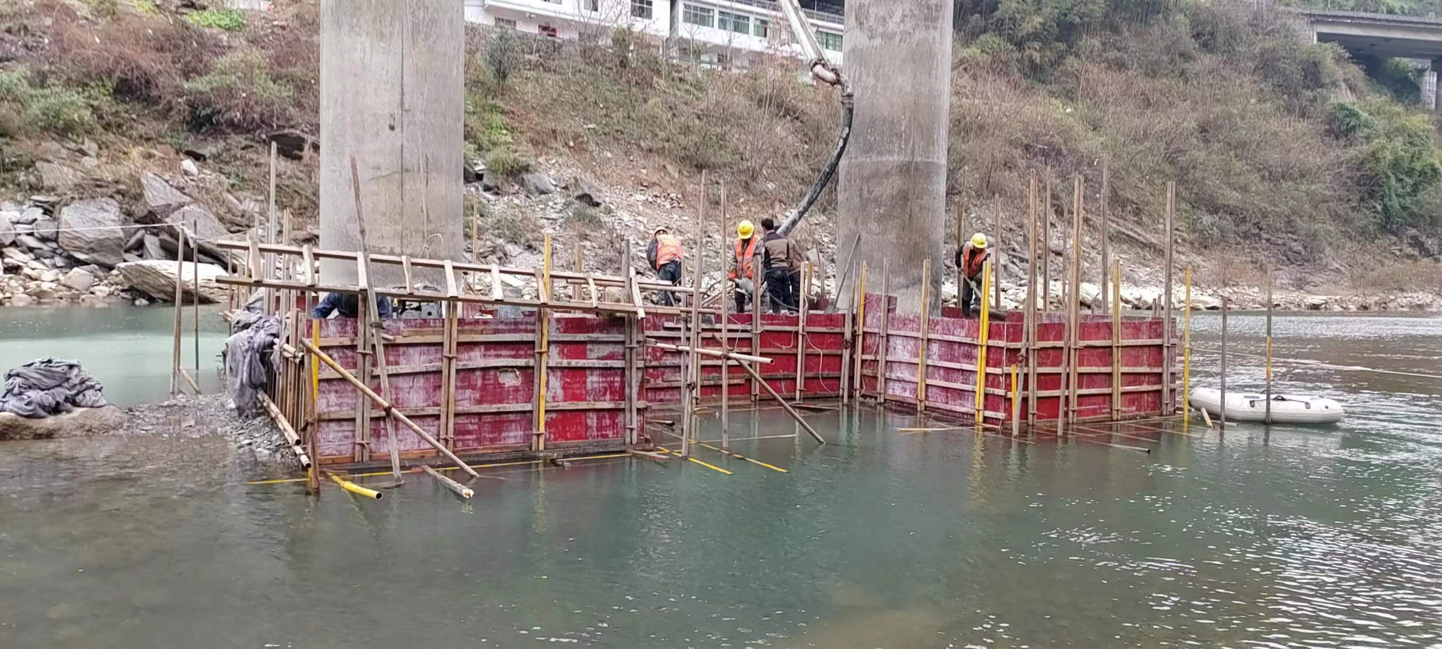 百色水利工程施工中堤坝渗漏原因以及防渗加固技术